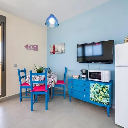 Bed and breakfast Atico Dentro De Casa Privada *